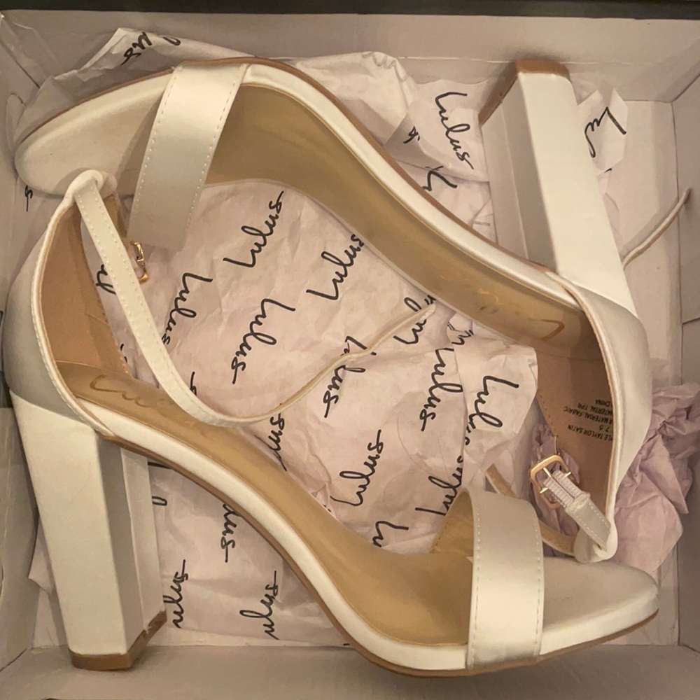 Lulus Taylor heels